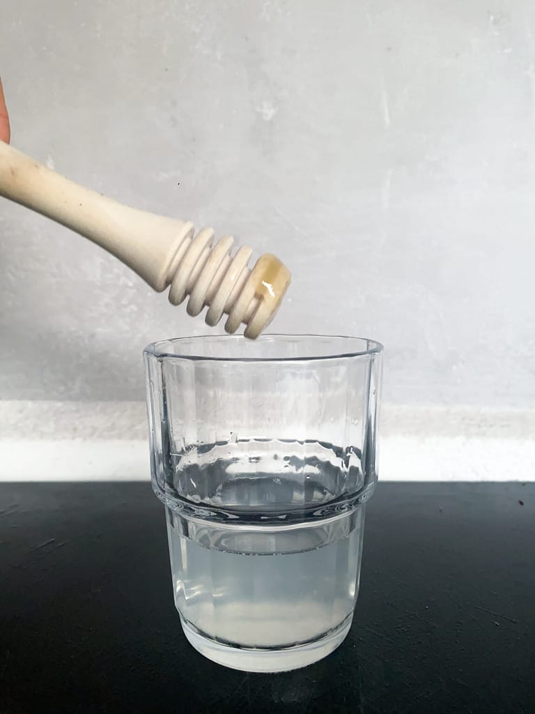 água limão jejum benefícios